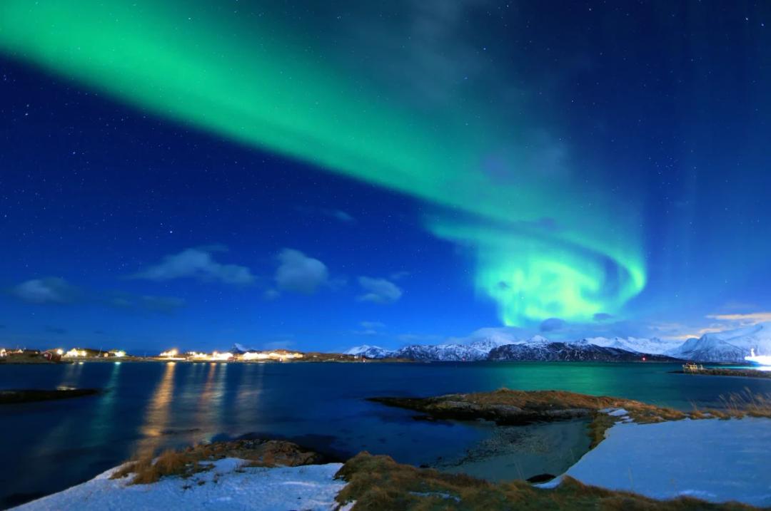 https://media.leisurecom.com/cruise/image-2024-10-15-11-39-20.webp